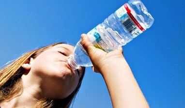 Régime à boire pendant un mois pour perdre du poids